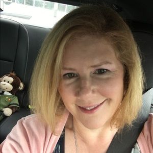 Meet your Posher, Leeanne